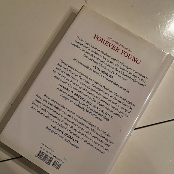 Forever Young (Introducing the Metabolic‎ Diet) by Nicholas Perricone -hardcover - Picture 6 of 7